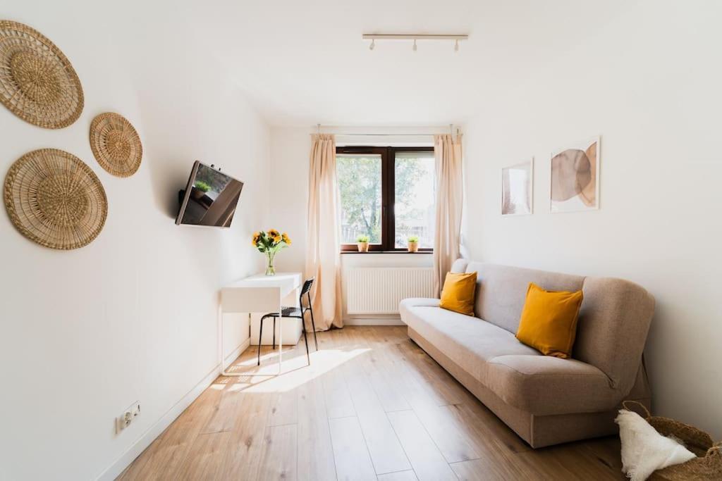 City Center - 3 Rooms - New Building - Private Parking Place - Garage Wrocław Extérieur photo